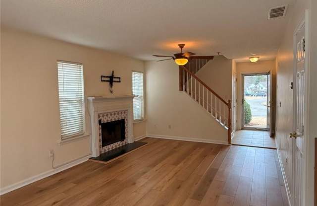 342 Cottonwood Creek Circle