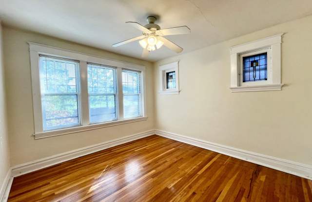 Photo of 911 ST RITA AVENUE | CLAYTON 63105