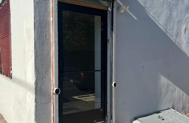 133 W HUNTINGDON Street