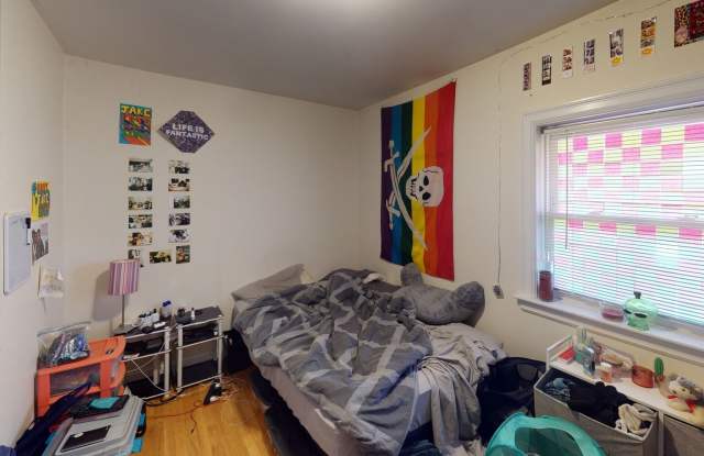 Unique BU Apartment