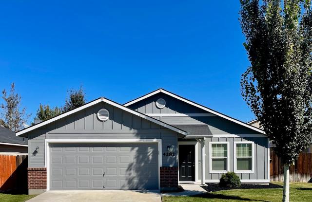 4282 S Glenmere Way - 4282 South Glenmere Way, Meridian, ID 83642
