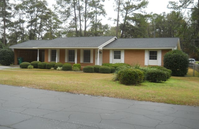 910 Maplewood Drive - 910 Maplewood Drive, Valdosta, GA 31602