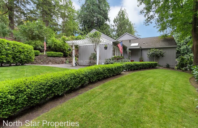 2348 Summit Dr - 2348 Summit Drive, Lake Oswego, OR 97034