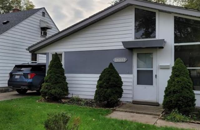 24337 STANFORD Street - 24337 Stanford Street, Dearborn Heights, MI 48125