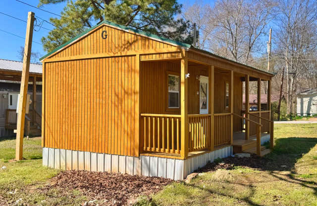 Studio in West Batesville