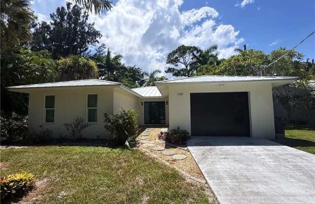 Photo of 1196 SE Saint Lucie Boulevard