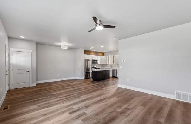 Photo of 3 bedroom, 2.5 bath townhome, minutes from downtown Whitefish