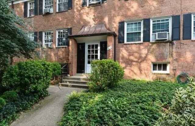 Photo of 5014 COLUMBIA PIKE
