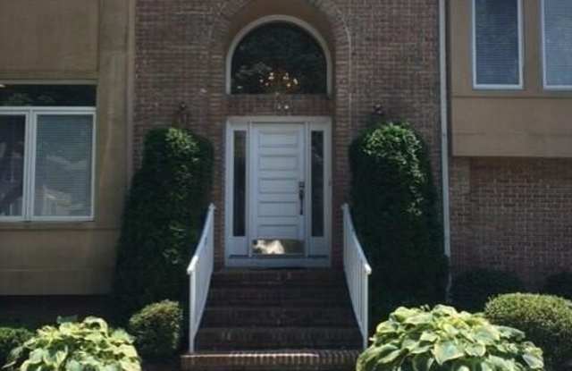 Photo of 166 La Quinta Court