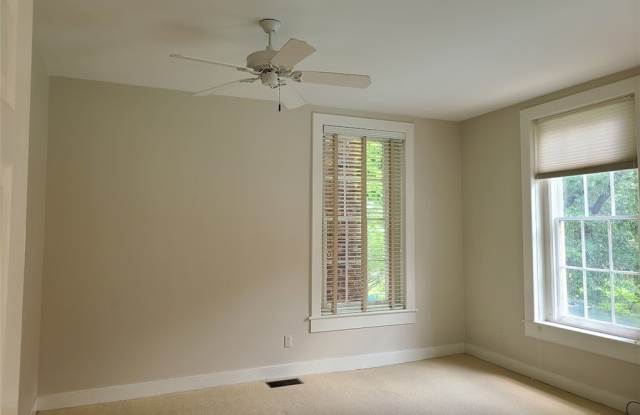 1401  Floyd Ave Unit#UC2