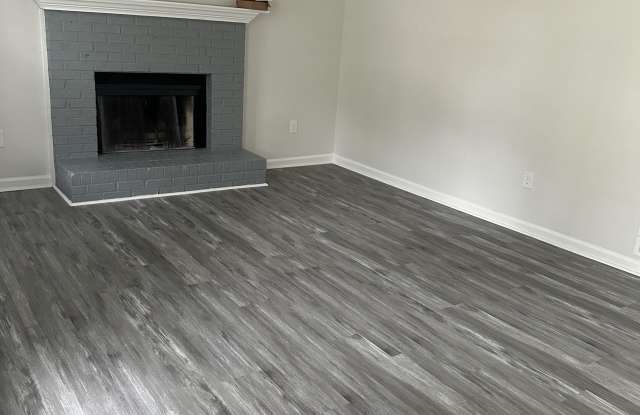 815 Indian Lake Dr Nw