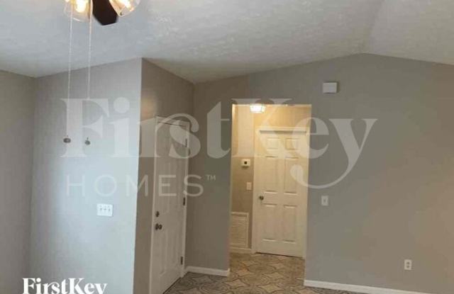 1243 Southwest Empire Street