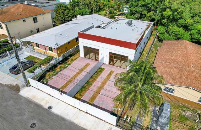 3501 NW 11 Ct