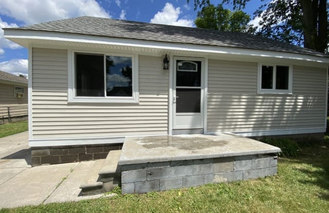 22011 Maple - 22011 Maple Street, St. Clair Shores, MI 48081