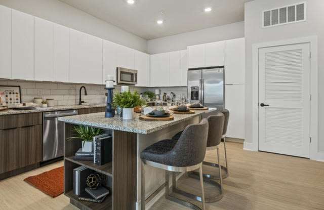 309 Mirrorton Ave Unit C22