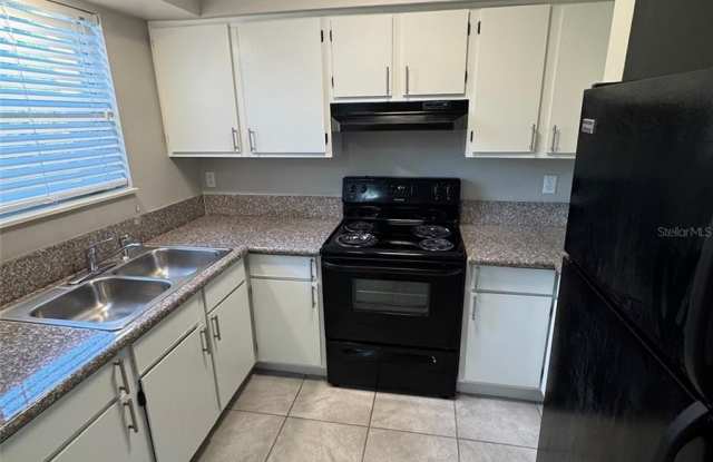 1181-1181 BENTLEY ROAD