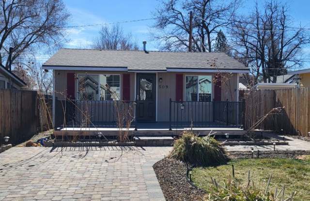 Cute 1 Bedroom House - 509 Spear St. Carson City, NV 89701 - 509 East Spear Street, Carson City, NV 89701