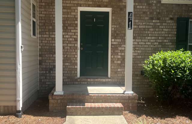 41 Holly Pines Dr.