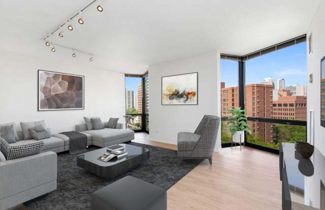 Photo of 1120 North Lasalle