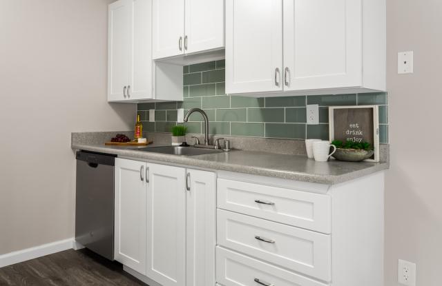 Astoria Apartment Homes