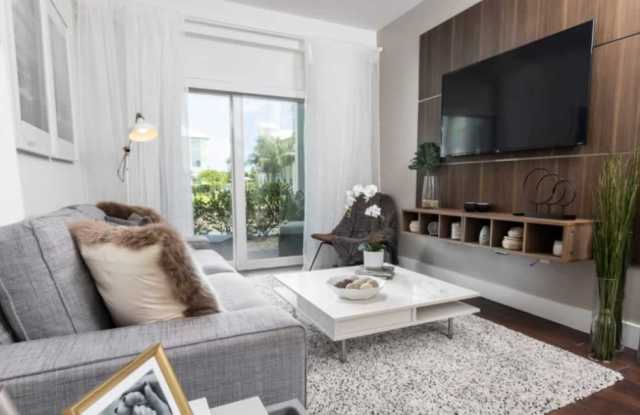 Villages at Lake Worth