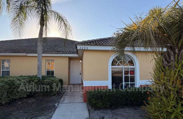 2205 Mystic Ring Loop