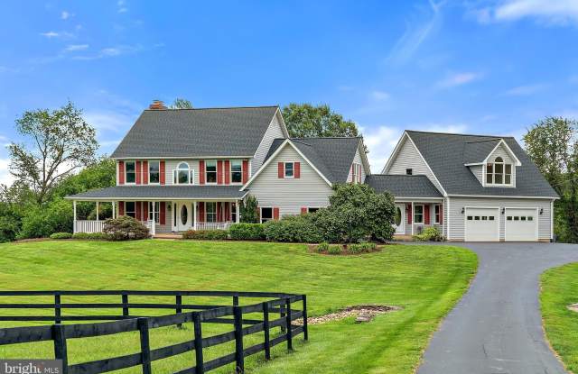 Photo of 14480 WOODSTAR Court