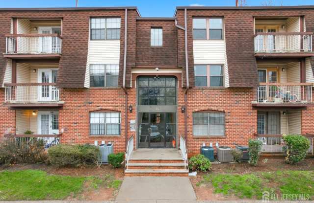 Photo of 1610 Green Hollow Drive