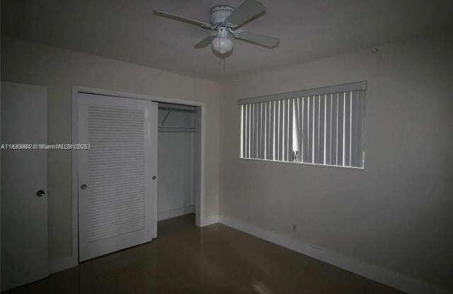 4534 Van Buren Street