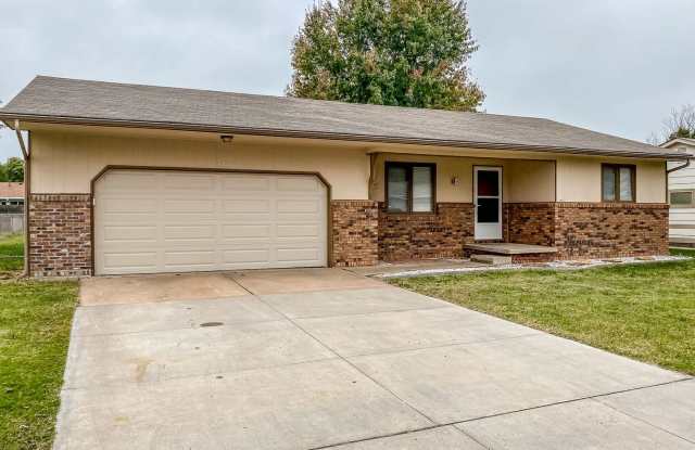 1211 E 27th