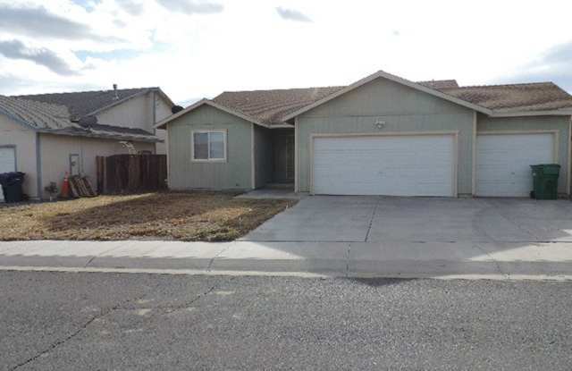 2205 Ellice Way - 2205 Ellice Way, Fernley, NV 89408