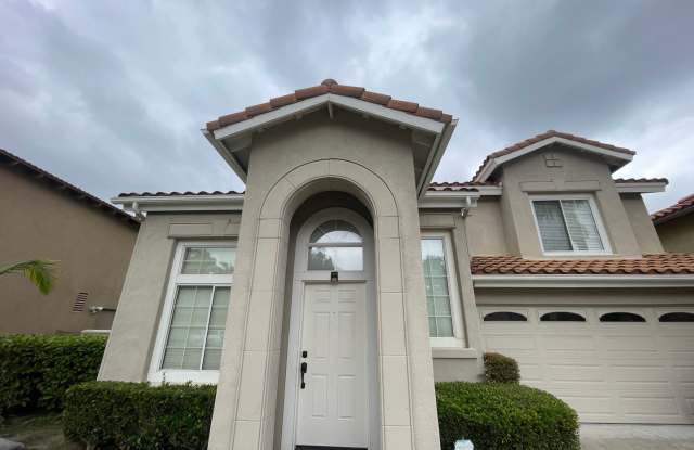 25971 Miramonte Dr