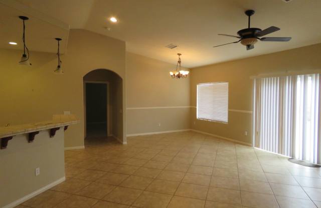 Beautiful 3/2 in the heart of JT!