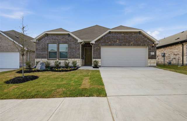 NEW CONTRUCTION 3/2/2 FOR LEASE IN SHERMAN!