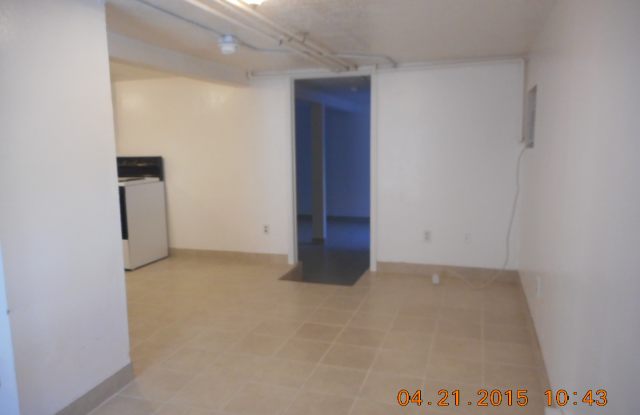 1517 1/2 Gold Ave. SE