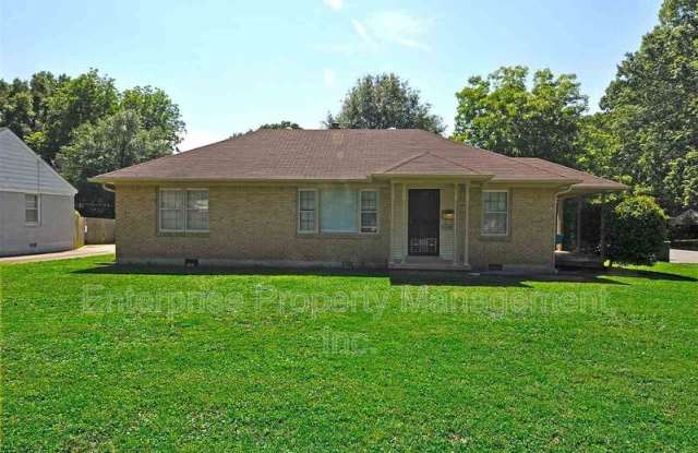 1149 Colonial Rd