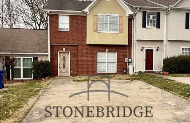 3 bed, 2.5 bath townhome in Alabaster