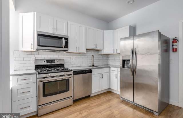 2162 E YORK Street unit: 2