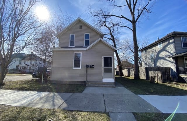 773 Cass Avenue Southeast - 773 Cass Avenue Southeast, Grand Rapids, MI 49507