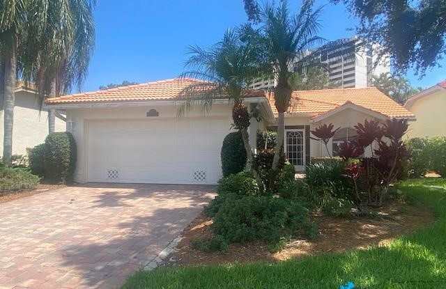 12834 yacht club circle Circle S