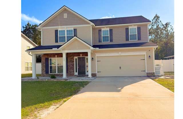 Spacious 5-bedroom, 3-bath home featuring two additional flex rooms!