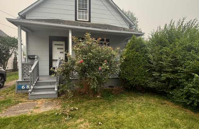2bd Single Cash Pay/Section 8