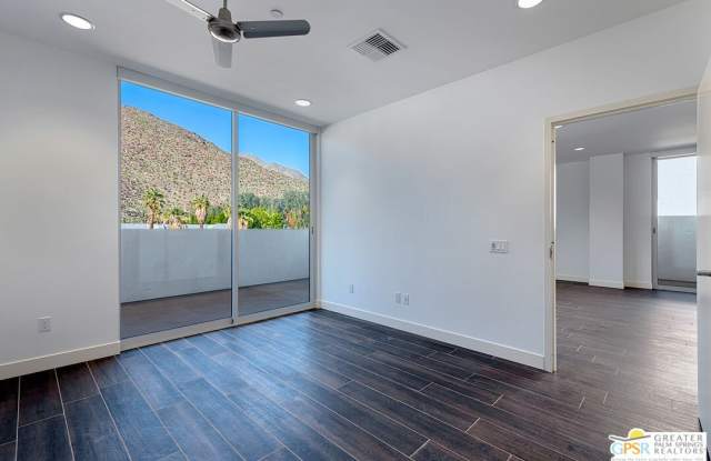 175 N Palm Canyon Dr unit: 204
