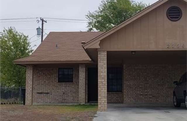 2204 Shoemaker Drive unit: 1