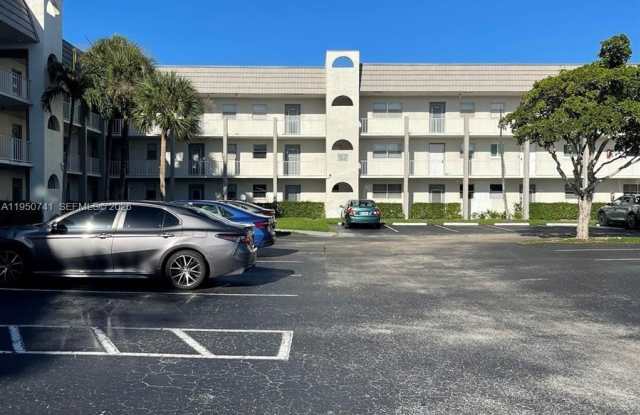 8515 Sunrise Lakes Blvd