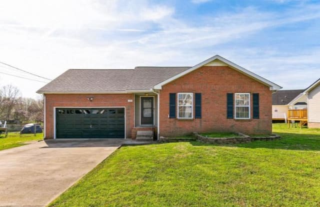 1326 Venessa Dr - 1326 Venessa Drive, Clarksville, TN 37042