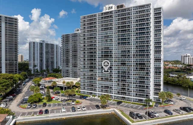 20515 E Country Club Dr