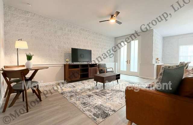 6918 Northside Drive