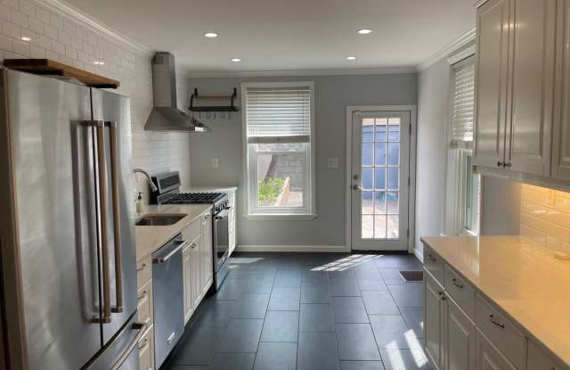 Fantastic Passyunk Square Home - 1533 South 8th Street, Philadelphia, PA 19147