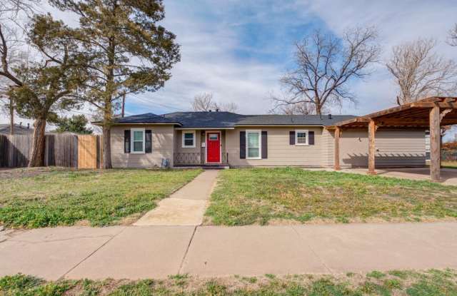 2704 Canton Avenue - 2704 Canton Avenue, Lubbock, TX 79410